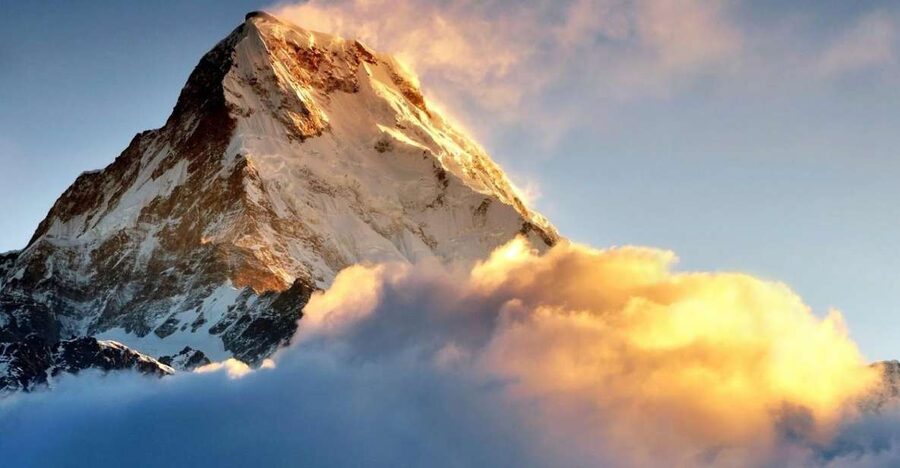 Pokhara: 5-Day Trek to Annapurna Base Camp and Hot Springs - Day two: Upper Sinuwa to Deurali