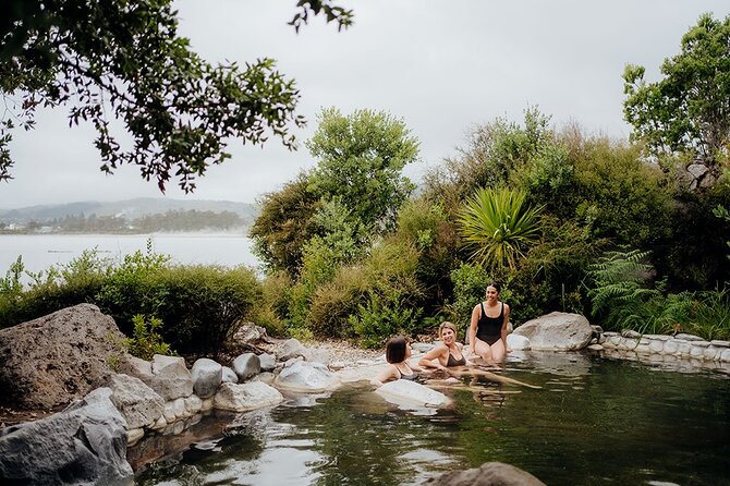 Polynesian Spa Rotorua: Deluxe Lake Spa Hot Spring Bathing - Visiting with children
