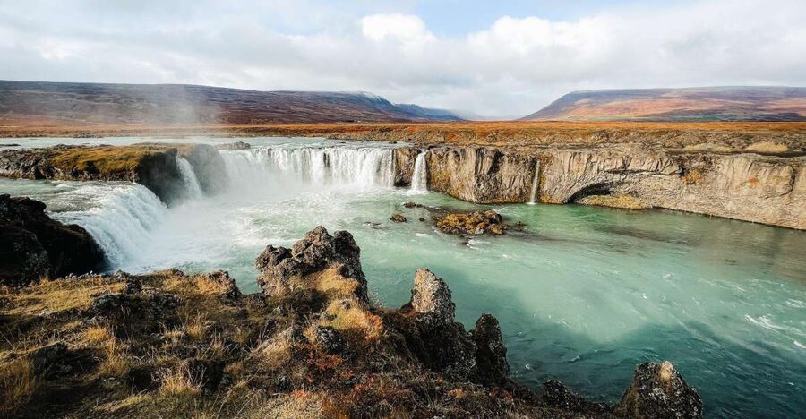 Port Akureyri: Godafoss Waterfall, Myvatn and Baths Tour - Why this Akureyri shore excursion works