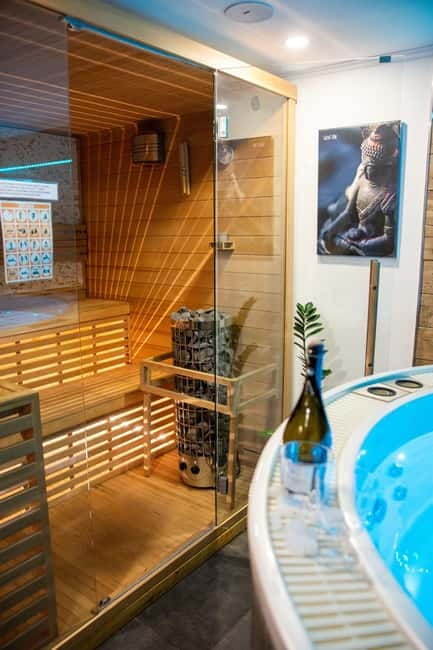 Prague: Modern Private Spa with Jacuzzi and/or Sauna - The value of $65 per person