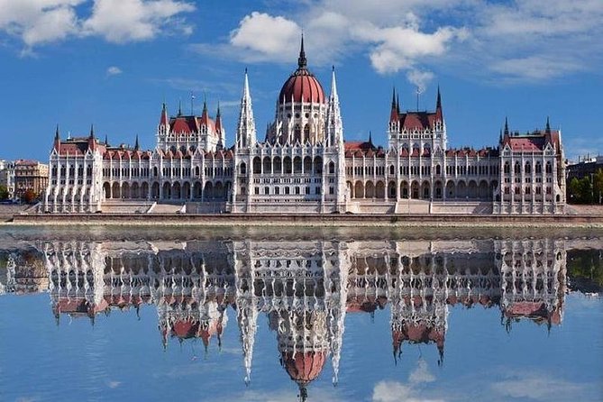 Private 4 Hours Budapest city tour and 3 hours Széchenyi thermal spa relax - Buda Castle and a proper Hungarian cake break