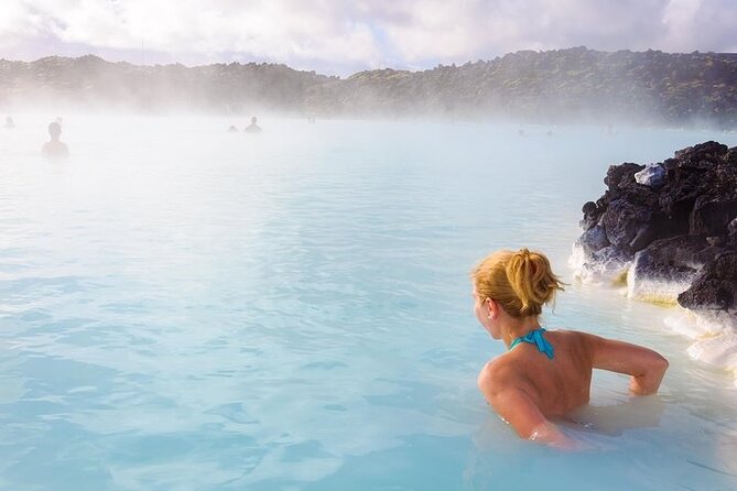Private Blue Lagoon Tour from Reykjavik: 2 Hour Spa Experience - The private return ride and possible detours