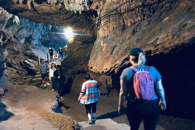 Private Chaing Dao Tour. Village, Cave,Hot springs, Sticky Waterfall. - The 8:00 am ride from Chiang Mai to Chiang Dao