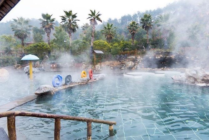 Private Day Trip: Outdoor Hot Spring Experience and Mutianyu Great Wall - Reaching Mutianyu from central Beijing