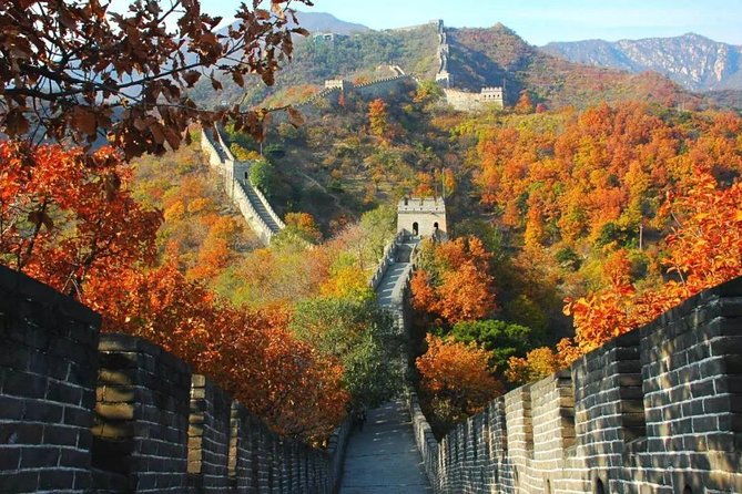 Private Day Trip: Outdoor Hot Spring Experience and Mutianyu Great Wall - Two hours at Jiuhua Resort