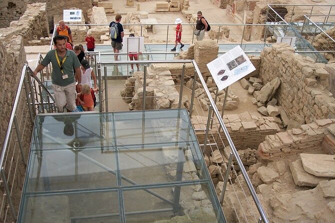 Private Ephesus Tour with Turkish Bath Experience - Twenty minutes at the Temple of Artemis