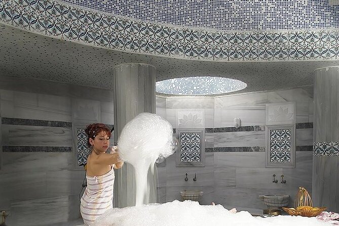 Private Ephesus Tour with Turkish Bath & Lunch from Kusadasi - A guide who adds useful human detail