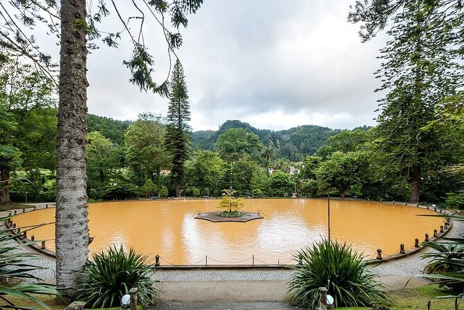 Private Guided Tour to Furnas and thermal baths. - Why Furnas works so well as a half-day tour
