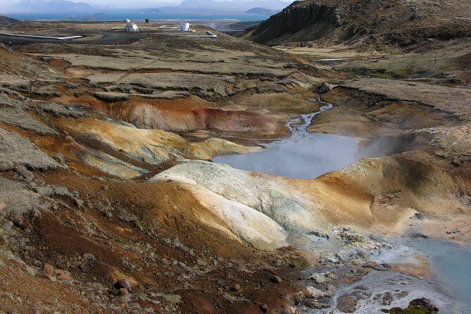 Private Helicopter Tour in Hengill Geothermal Area with Landing - A private helicopter changes the feel