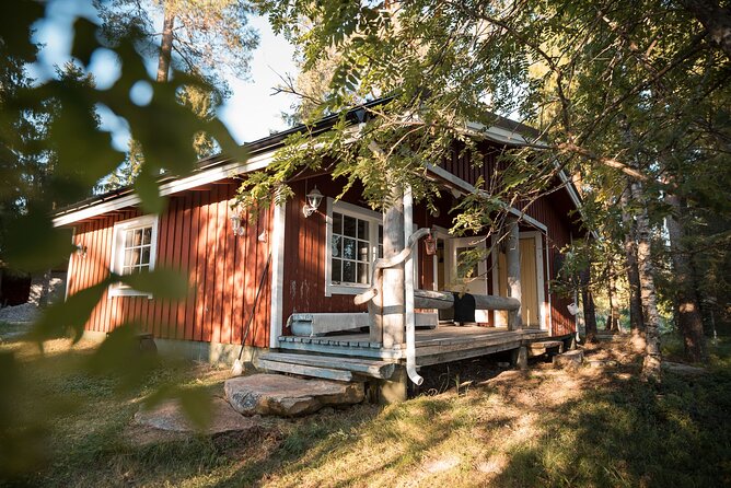 Private Lappish evening in the wilderness with traditional sauna and dinner - What to wear and what to expect in bad weather
