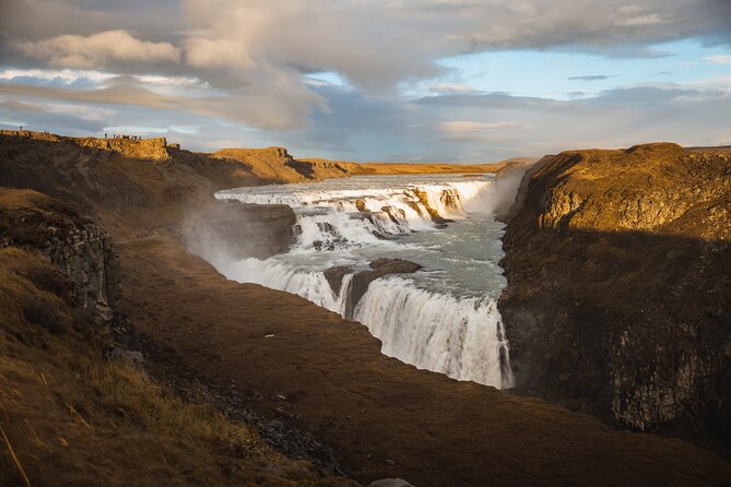 Private Tour to Golden Circle and Hvammsvík Hot Spring - Þingvellir: plates, parliament, and Iceland’s largest natural lake