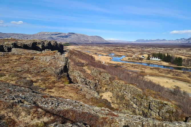 Private Tour to Golden Circle and Hvammsvík Hot Spring - Friðheimar: a warm greenhouse and a practical taste of Iceland