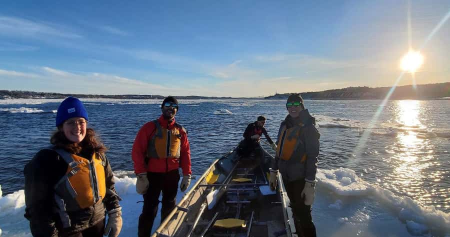 Quebec City: Sunset Ice Canoe Experience with Sauna - Weather, cancellation, and group size