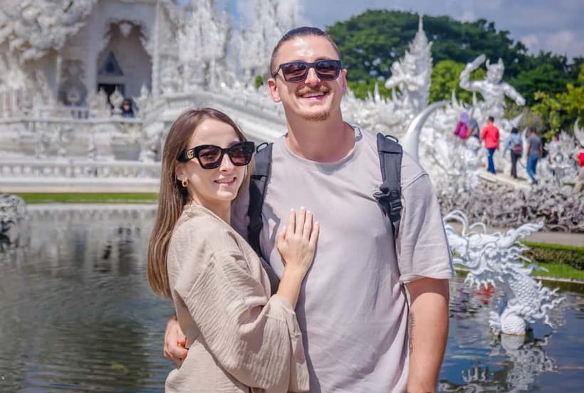 Red, Blue, White Temples & Hot Spring Trip from Chiang Mai - A very full day from Chiang Mai to Chiang Rai