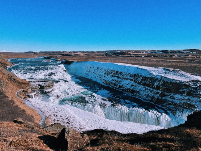 Reykjavik: Golden Circle, Geothermal Lagoon & Fridheimar - A small minibus changes the feel of the day