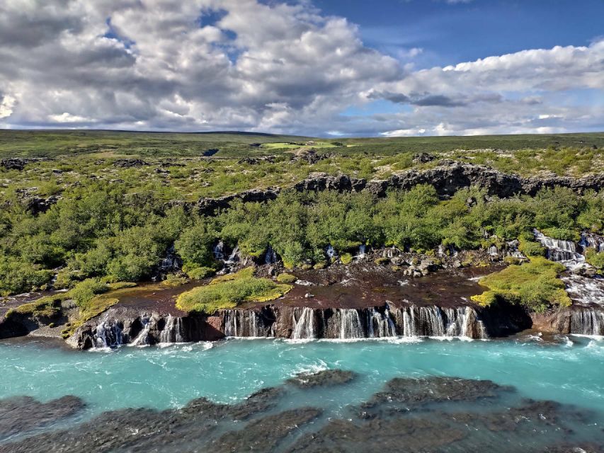 Reykjavik: Lava Cave, Hot Springs, Horses & Waterfalls Tour - Reykholt and the small pool linked to Snorri