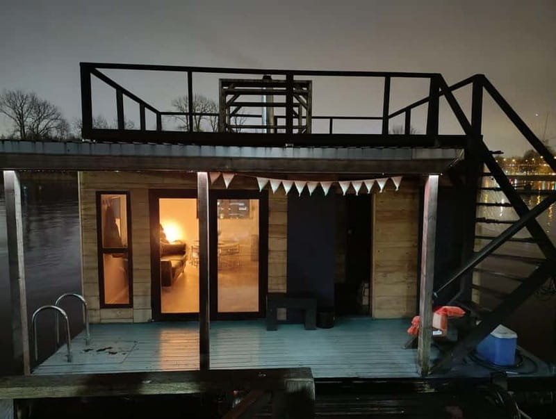 Riga: Floating Sauna Experience on the Daugava River - Who will enjoy this most