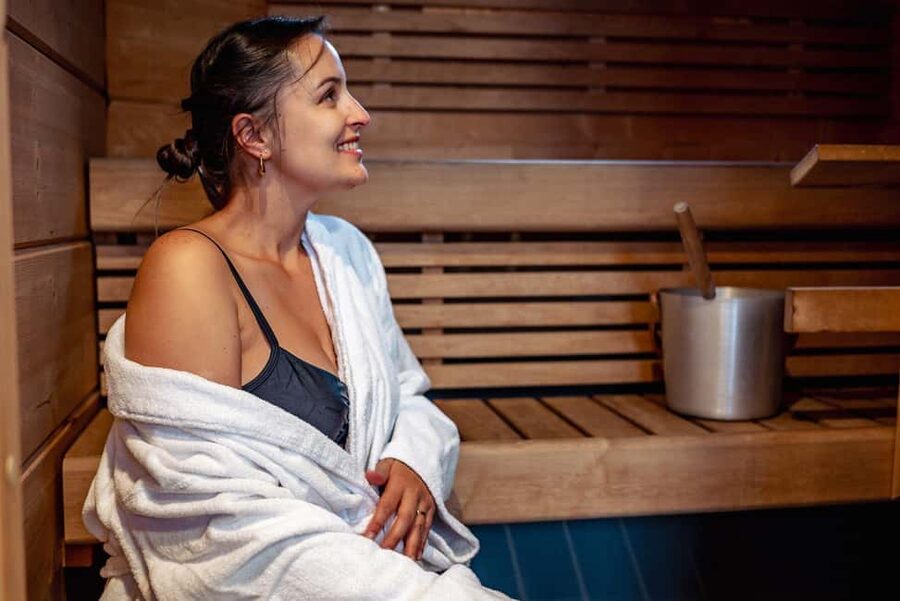 Rovaniemi: Arctic SnowHotel Tour and Snow Sauna Experience - Who will enjoy this most