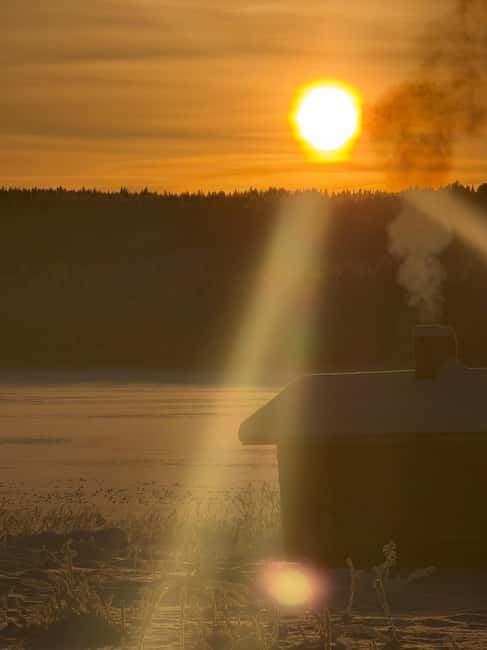 Rovaniemi: Finnish Sauna & Private Jacuzzi - What private really means here