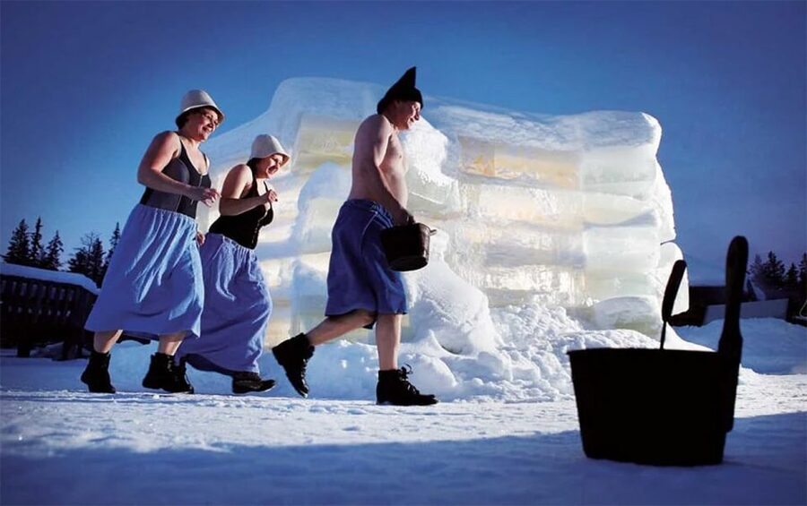 Rovaniemi: Northern Lights Trip with Arctic Sauna & Jacuzzi - Practical tips for a smoother evening