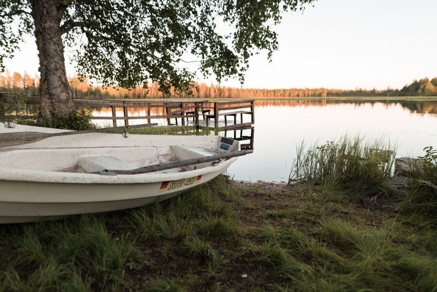 Rovaniemi: Sauna & Ice Swimming Tour with Dinner and Aurora - Why the remote setting matters