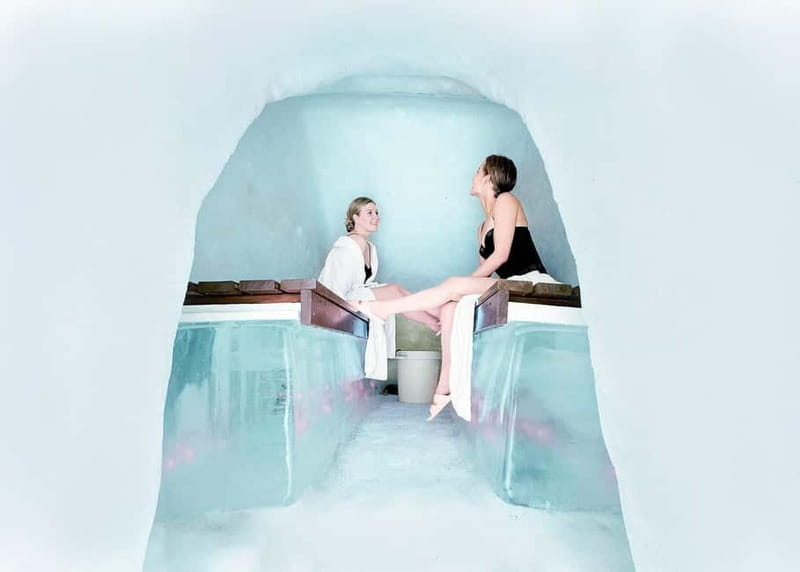 Rovaniemi: Snow Sauna Experience, Jacuzzi and Dinner in Kota - The snow sauna, Finnish sauna, and outdoor jacuzzi