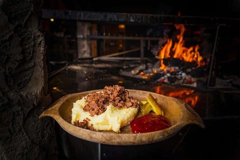 Rovaniemi: Snow Sauna Experience, Jacuzzi and Dinner in Kota - How much value do you get for $289?