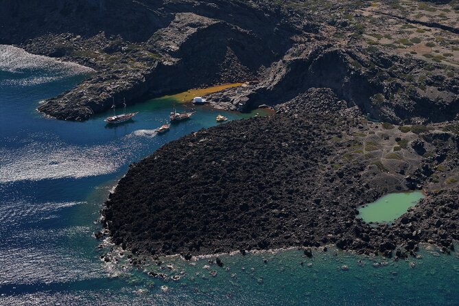 Santorini Volcano Hot Springs - Key points at a glance