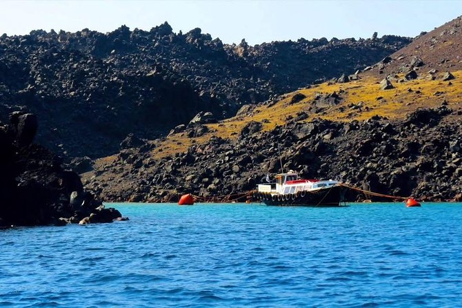 Santorini Volcano & Hot Springs Tour - Why this three-hour trip works well in Santorini