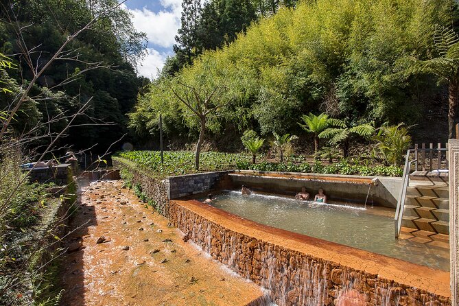 São Miguel Azores: Furnas Evening Thermal Baths with tickets - Lagoa das Furnas and the story of geothermal cooking