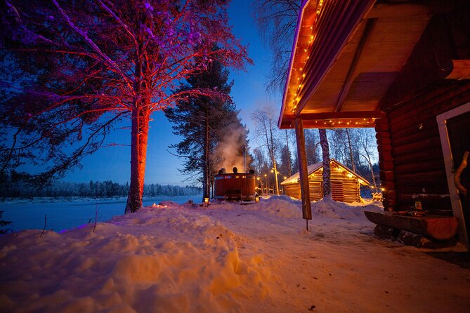 Sauna, hot tub and cold plunge - Exclusive riverside retreat - Key points at a glance