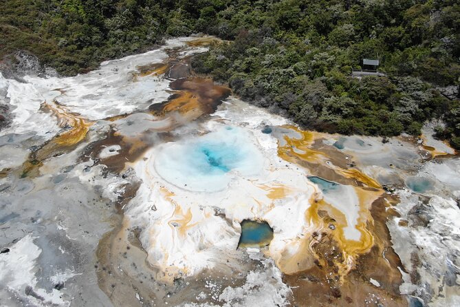 Self-Guided Geothermal Tour in Orakei Korako - Why Orakei Korako feels different from a standard thermal park