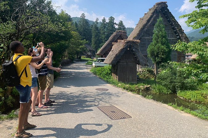 Shirakawago(UNESCO world heritage)/ Onsen / Hiking / 1day tour - Hirayunomori, a hot spring after the walk