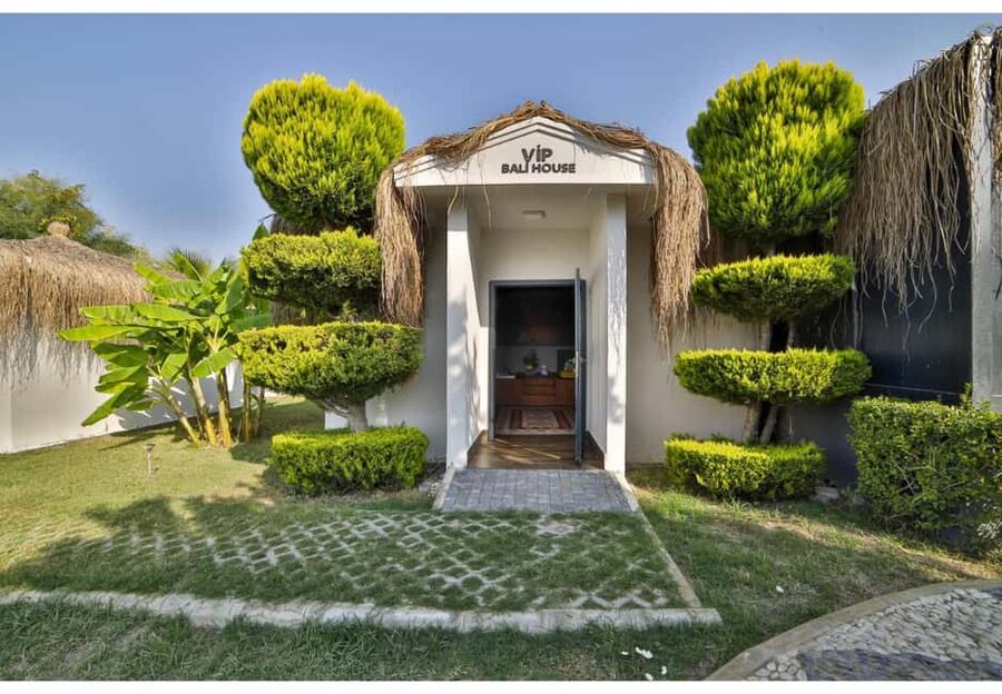 Side: Turkish Bath & Wellness Complex Entry & Treatments - The Turkish bath ritual on warm marble