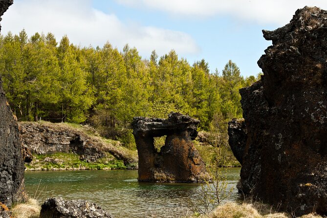 Small-Group Lake Mývatn Tour from Akureyri - How the guide can shape the day