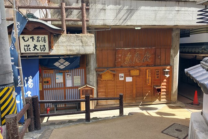 Snow Monkey Park, Soba Lunch and Shibu Onsen Tour - Lunch in Shibu Onsen: simple food, good setting
