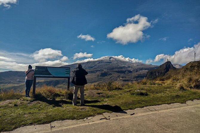 Snowy Ruiz + Hot Springs from Manizales - Aguacerales, Arenales, and the climb into volcanic country