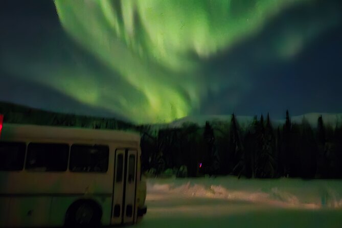 Spectacular Hot Spring Experience with Northern Lights - Chasing the Northern Lights after Chena