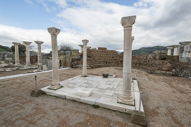 St John Basilica & Virgin Mary House + Lunch /OPT Turkish Bath - Ephesus: two hours among Roman monuments