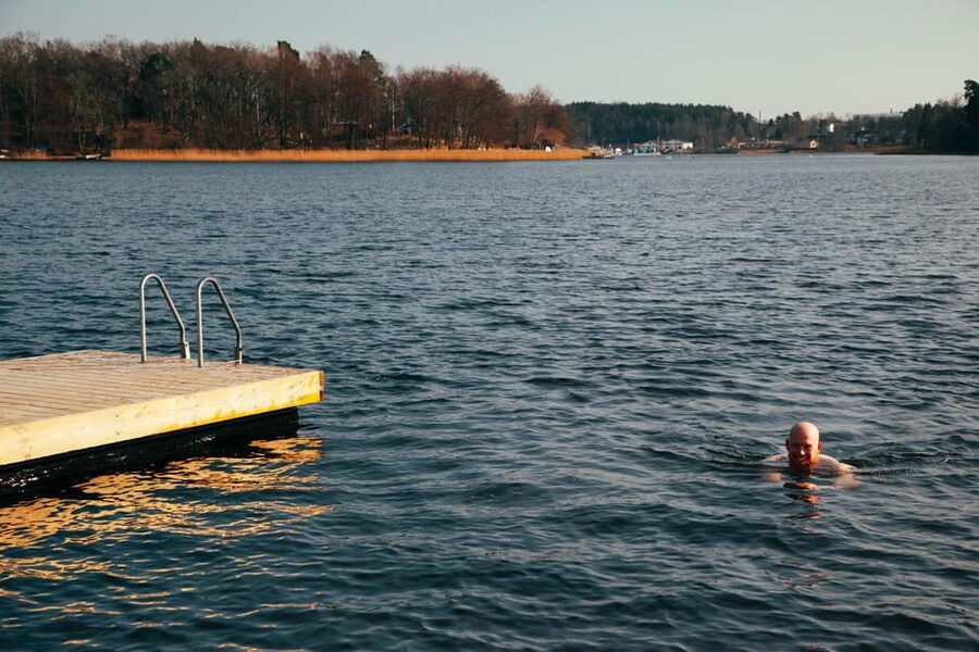 Stockholm: Traditional Sauna & Polar Plunge in Baltic Sea - Small details that make the outing better
