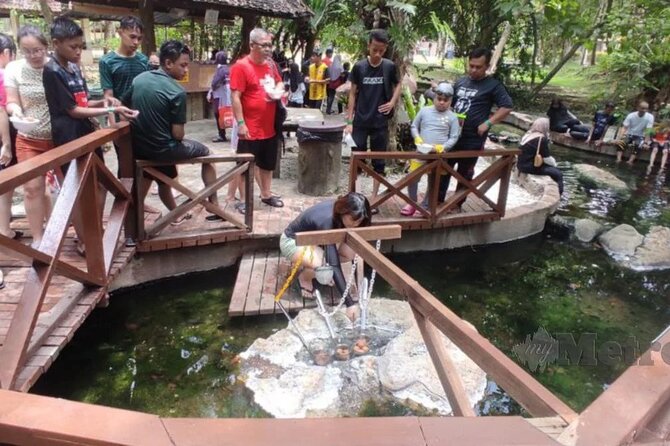Sungkai Hot Springs & Nature Park Tour from Kuala Lumpur - A short walk among gardens and streams