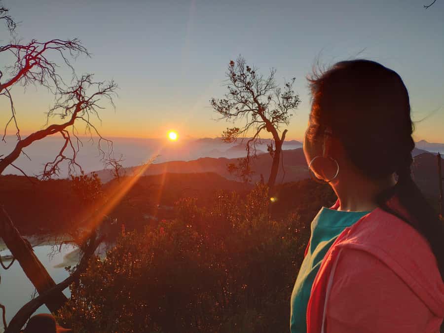 Sunrise Sunan Ibu,Kawah Putih,Volcano,Tea factory,Hot spring - Why this Bandung day trip works