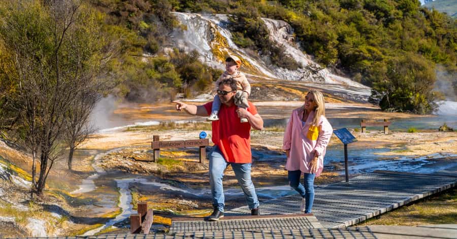 Taupo: Orakei Korako Geothermal Park and Cave Entry Ticket - Weather, footwear, and physical effort