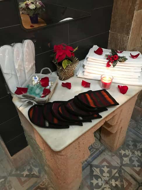 Tbilisi: Legendary Royal Sulfur Pool and Sauna Experience - The kisa scrub and what it adds