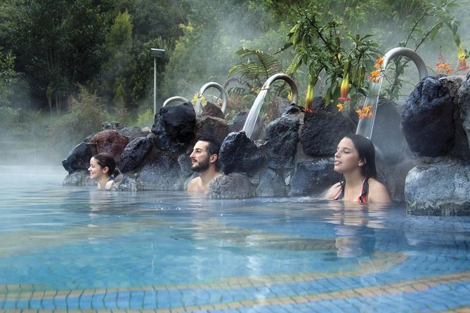 Termas de Papallacta Hot Springs full day tour from Quito - Guides, transport, and the small-group advantage
