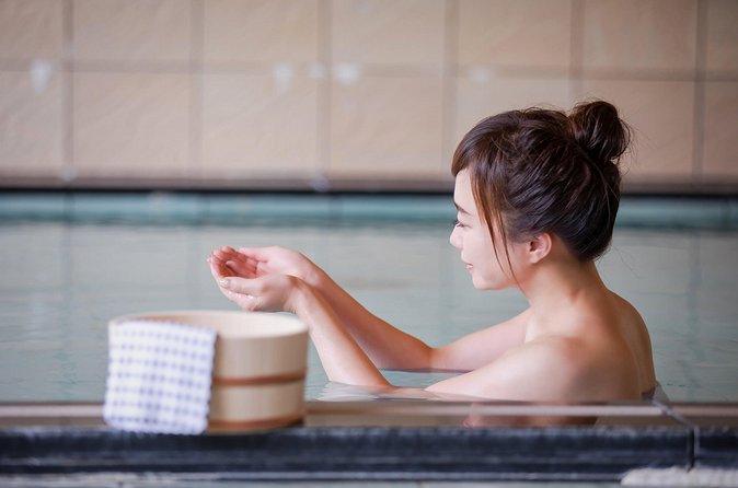 Tokyo Local Tattoo Friendly Public Bath Experience - Annie, Anna, and the guide’s personal touch