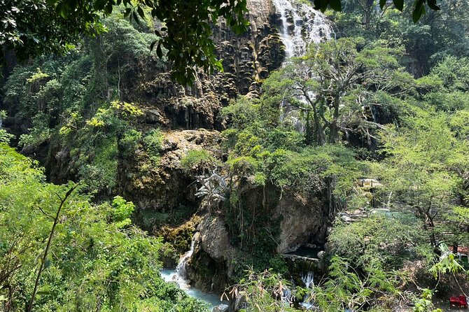 Tolantongo Private Tour + Pastes + One Day at the Hot Springs - Suspension bridges, dry caves, and canyon views