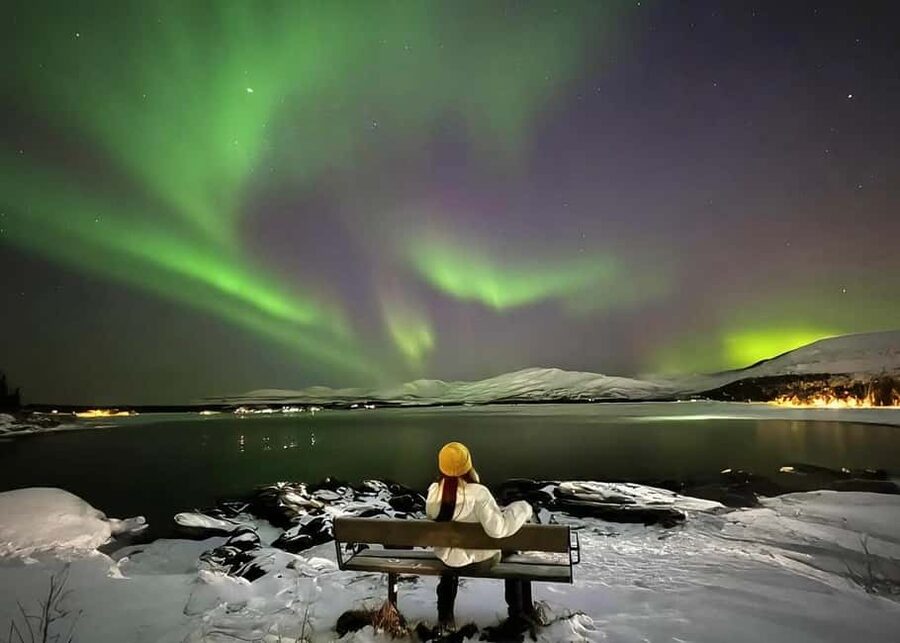 Tromsø: Live Like a Local - Floating and Sauna - From Tromsø city center to the Aurora Camp