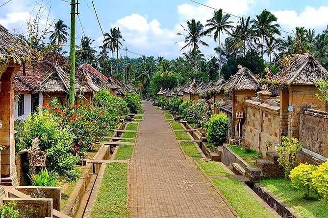 Trunyan Cemetery, Hot Spring, Penglipuran Village, and Waterfall Tour - Penglipuran Village and the value of a slower stop