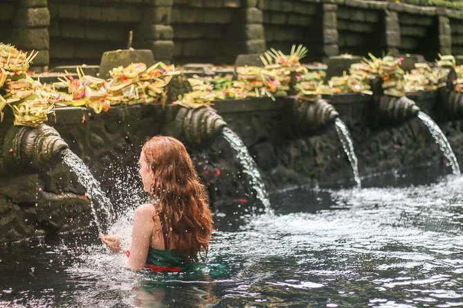 Ubud Volcano Lake and Natural Hot Spring Tour - Why the private guide matters in Bali traffic